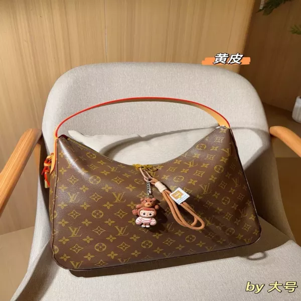 루이비통 모노그램 패턴 슬라우치 언더암 백
