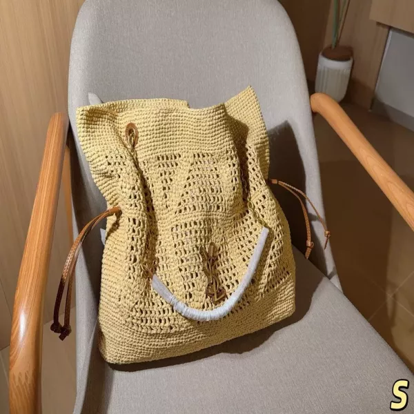 입생로랑 라피아 스타일 포인트 백