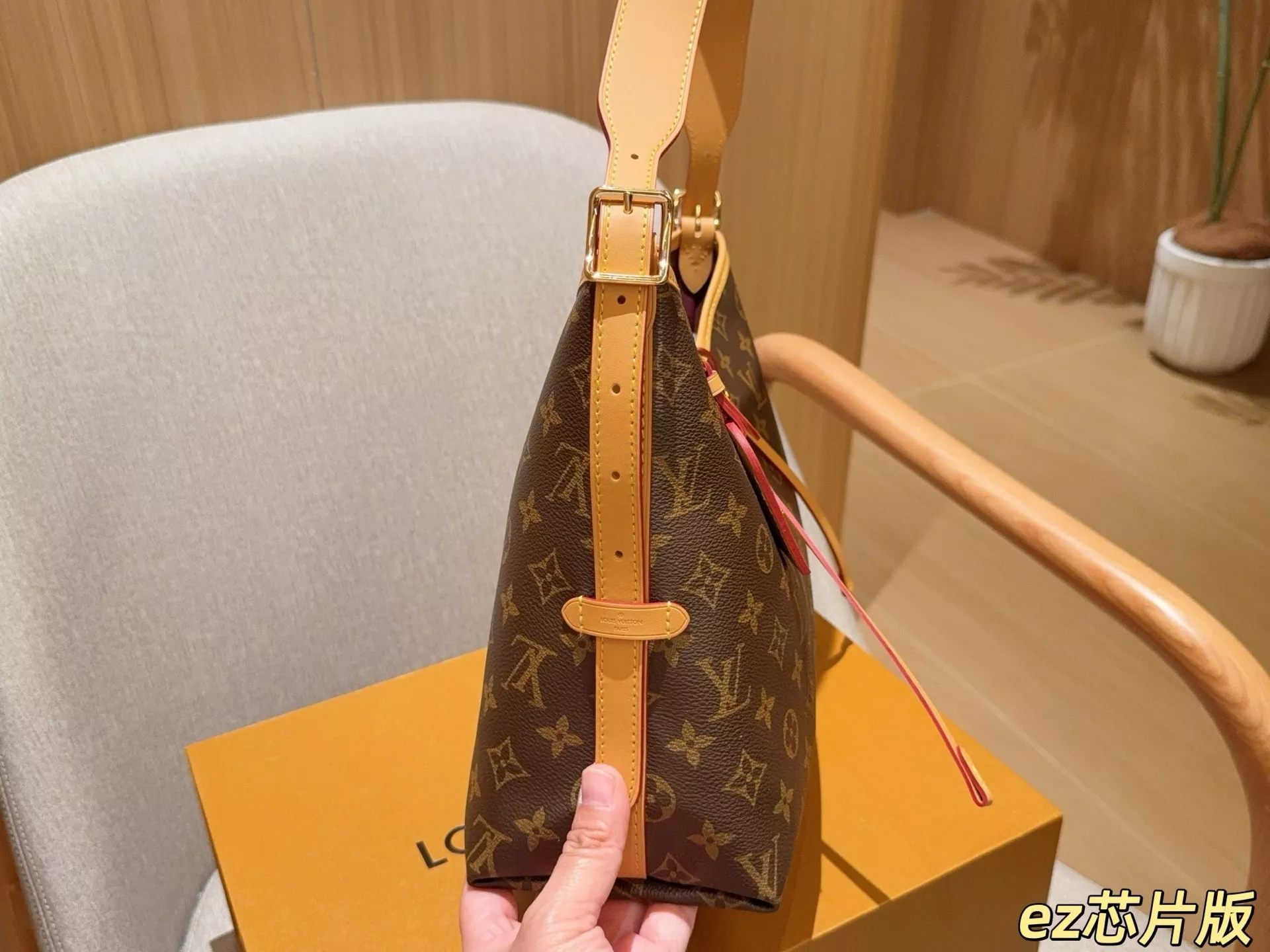 루이비통 캐리올 자모백 스타일 쇼핑백 상세 이미지 5