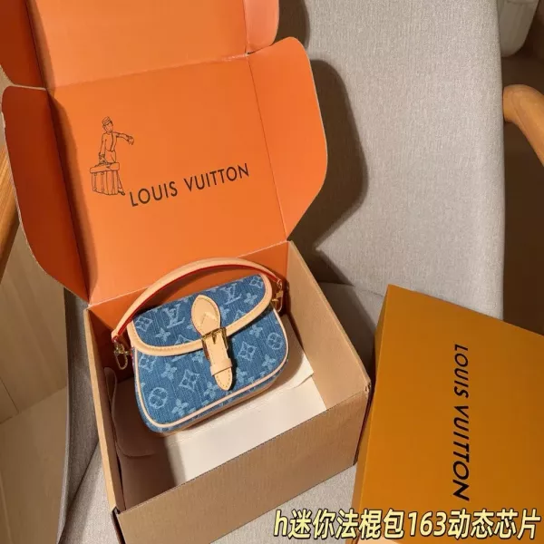 루이비통 데님 모노그램 미니 숄더백