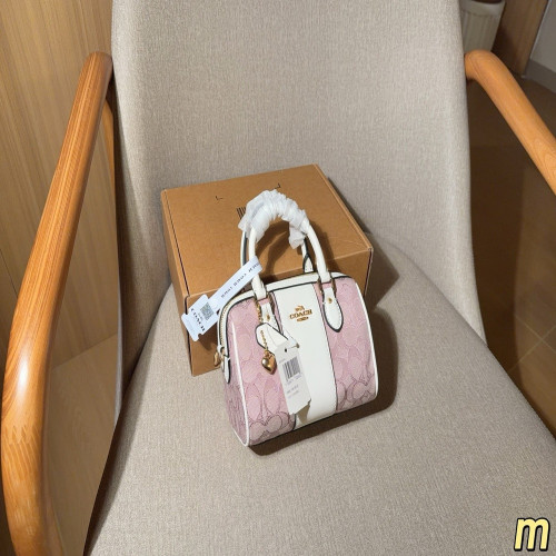 코치 미니 로완 시칠리아 한정 컬러 백