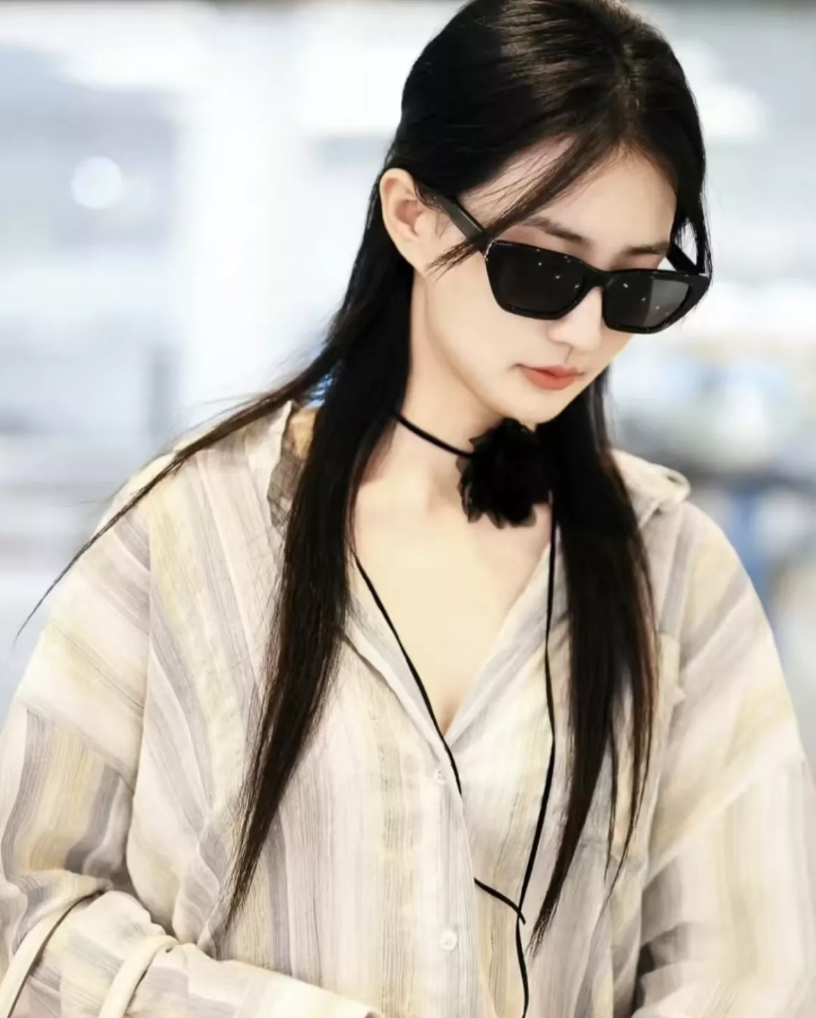 입생로랑 클래식 로고 선글라스 상세 이미지 32