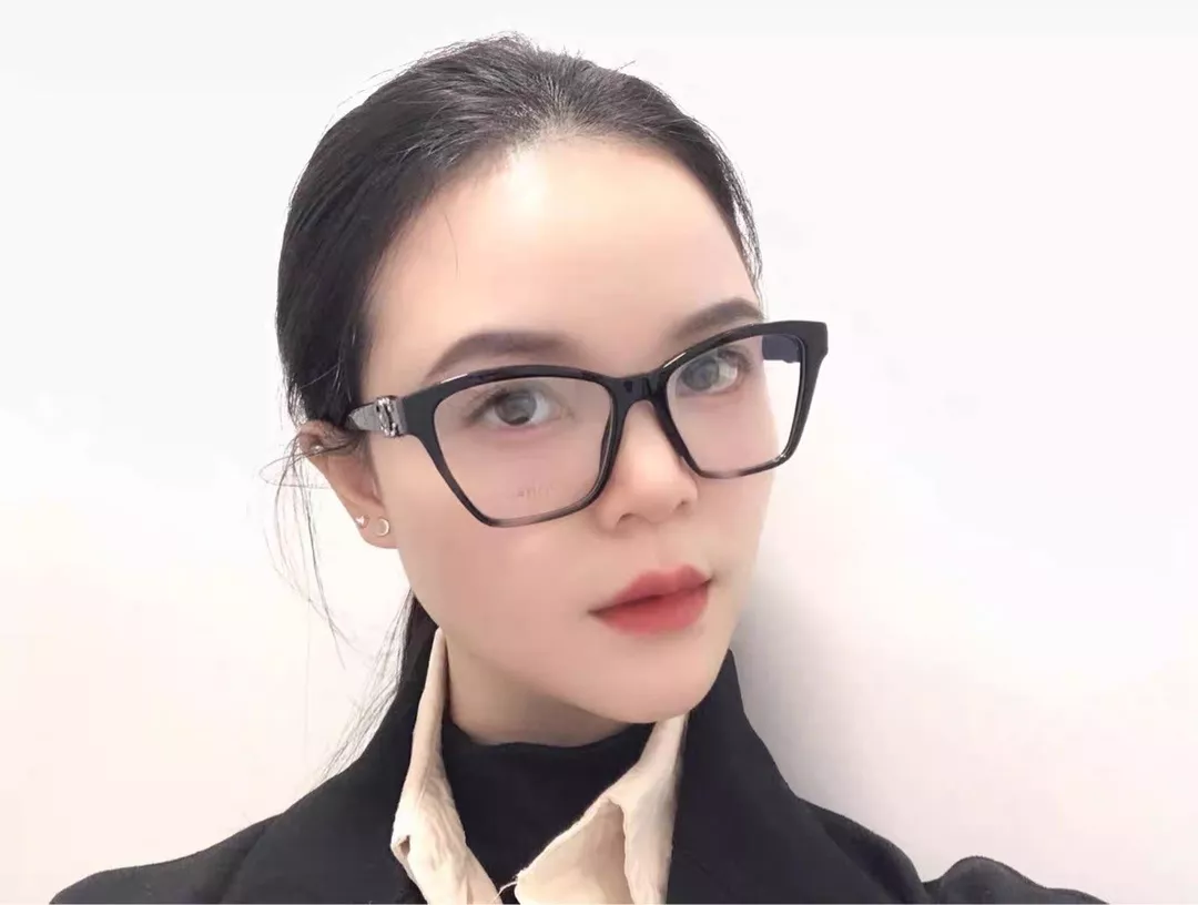 샤넬 미세한 캣아이 쉐입의 광학 안경테 상세 이미지 43