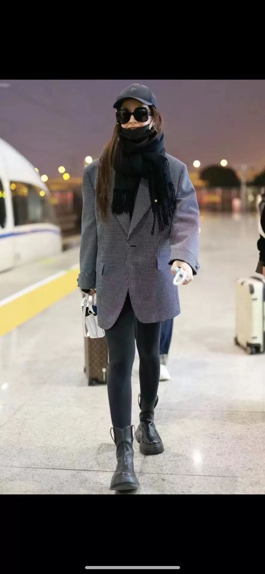 루이비통 미니 모노그램 포인트 선글라스 상세 이미지 19