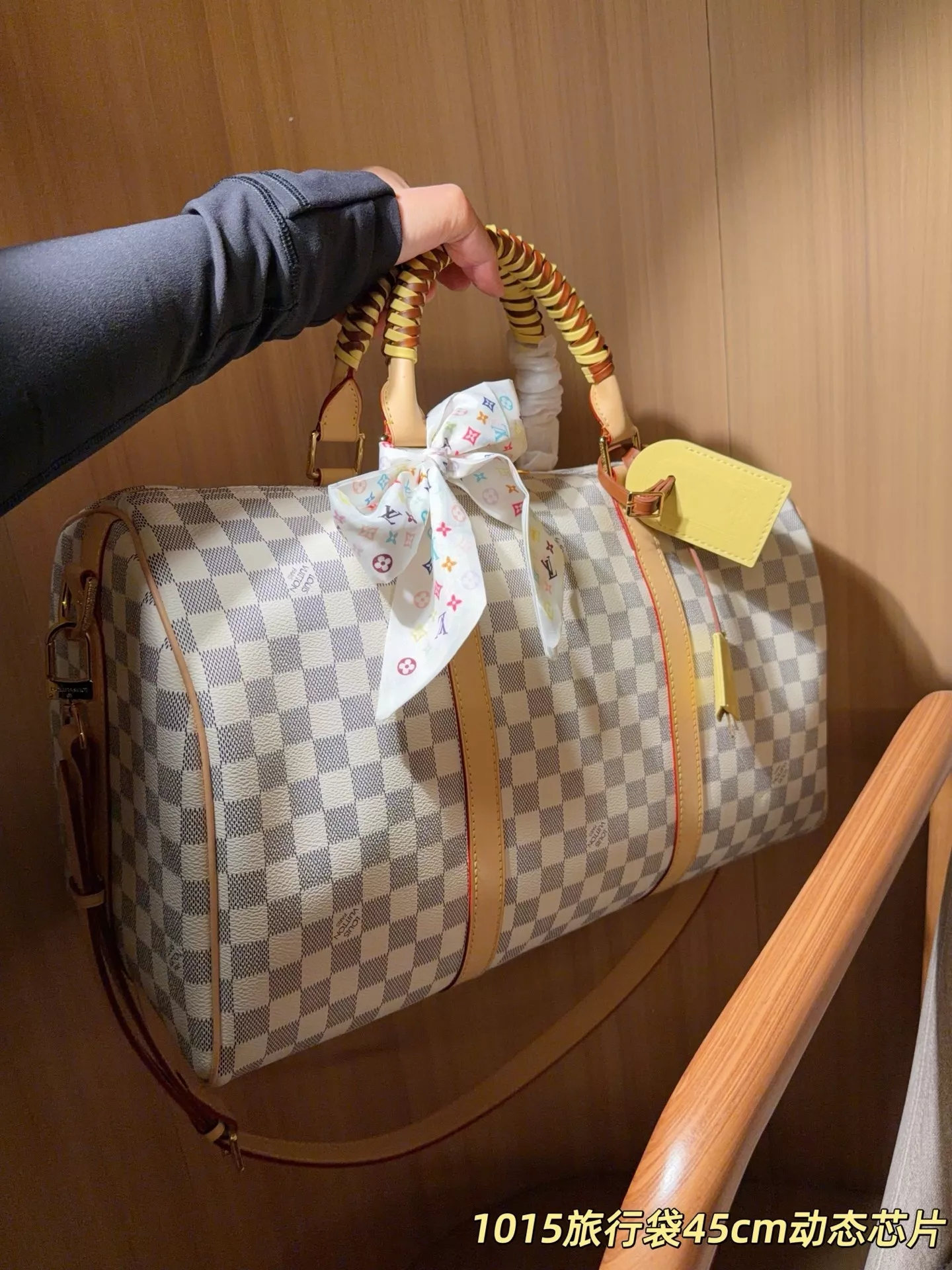 루이비통 다미에 패턴 여행용 더플 백 상세 이미지 3