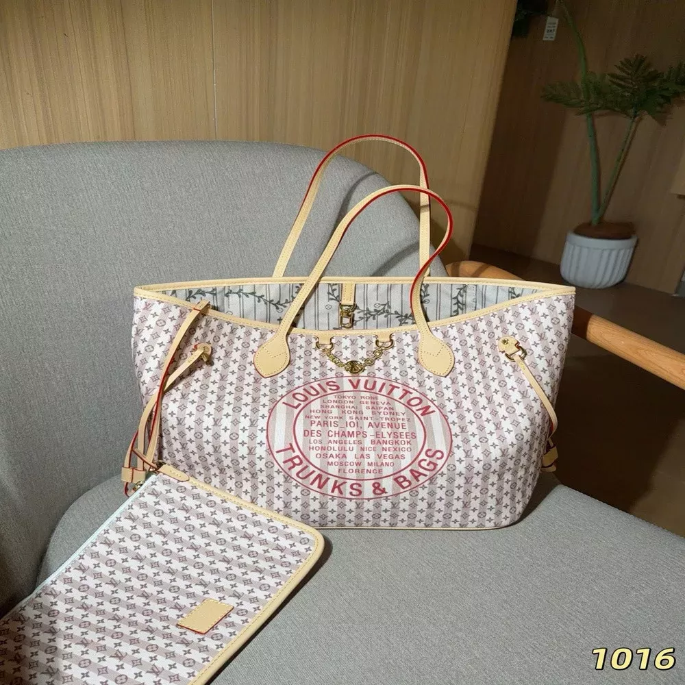 루이비통 배지 포인트 대형 쇼핑백