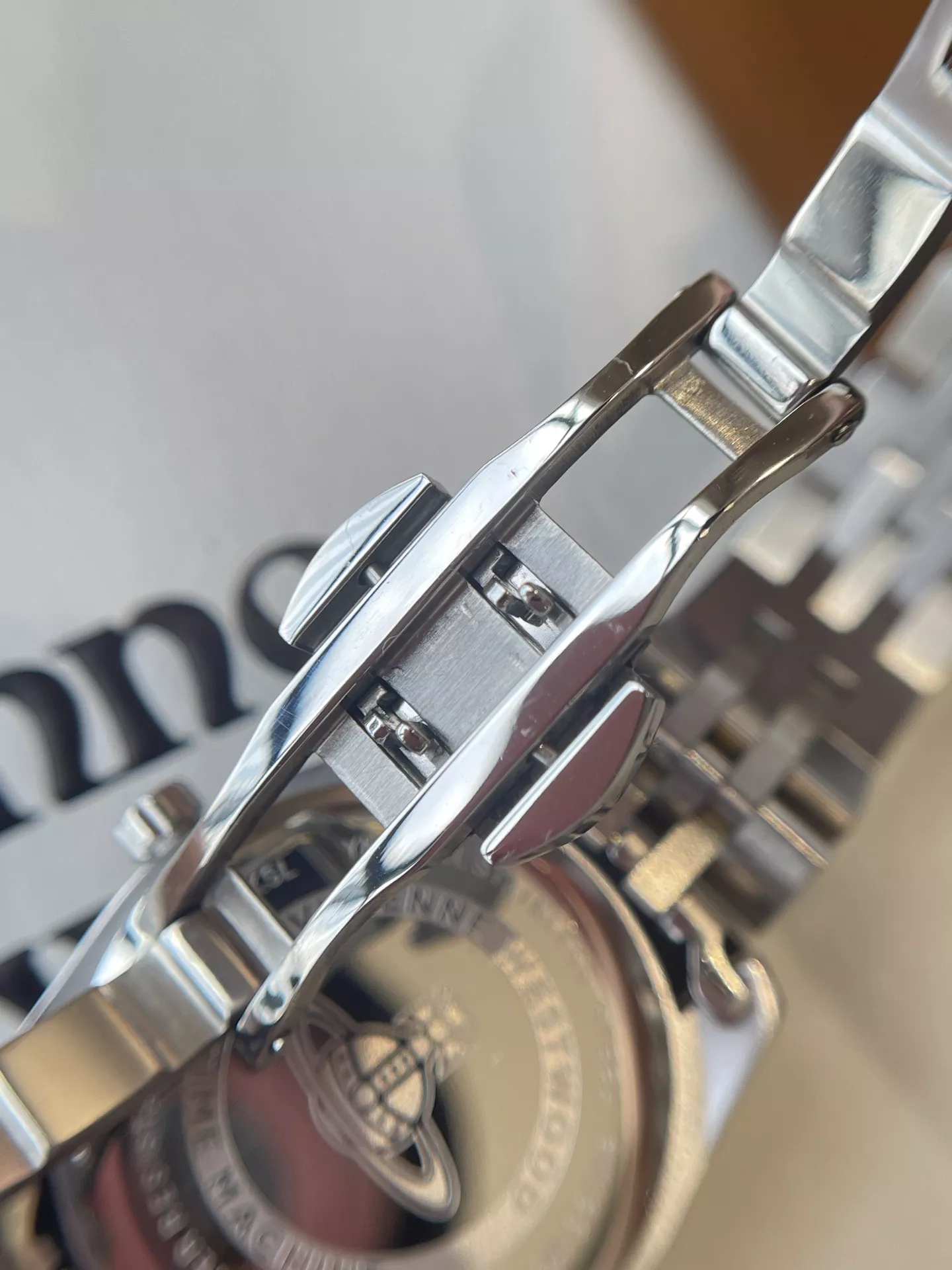 비비안웨스트우드 스톤 장식 퍼플 다이얼 메탈 손목시계 상세 이미지 81