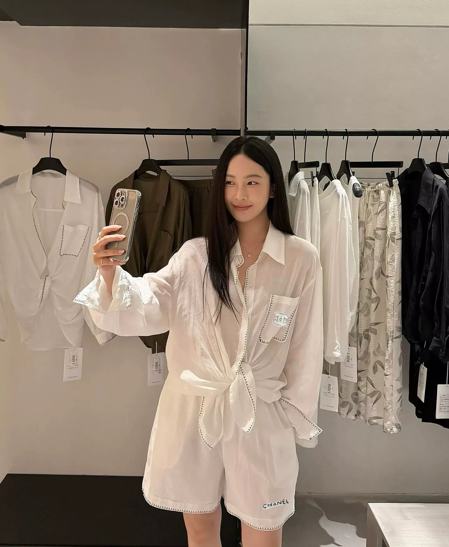 샤넬 자수 포인트 릴렉스 셔츠와 쇼츠 구성 상세 이미지 22