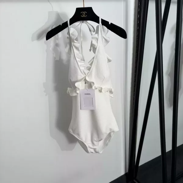 샤넬 러플 디테일 모노 수영복