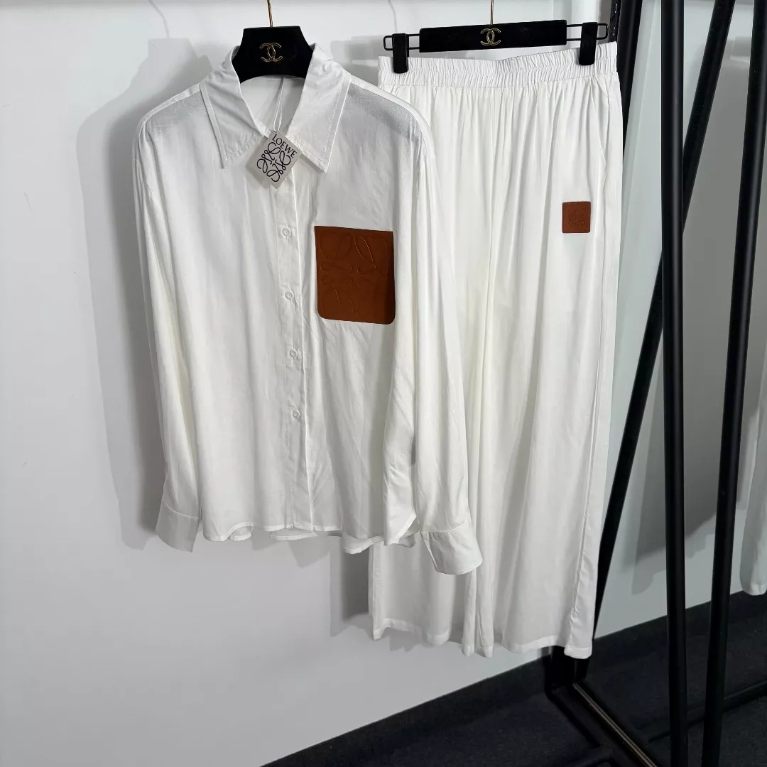 로에베 홈웨어 무드 셔츠 팬츠 세트 상세 이미지 1