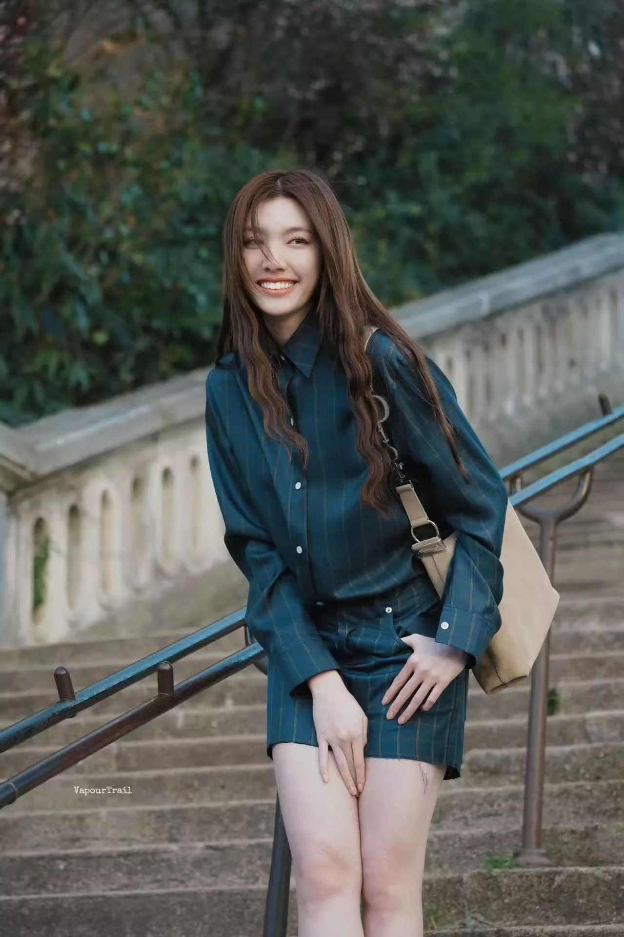디올 체크 포인트 타이 장식 셔츠 상세 이미지 16
