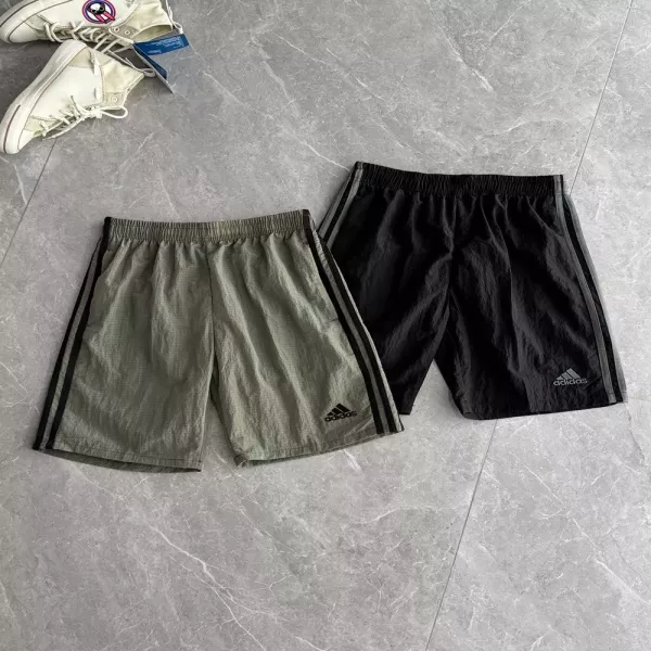 아디다스 클래식 삼선 속건 스포츠 반바지