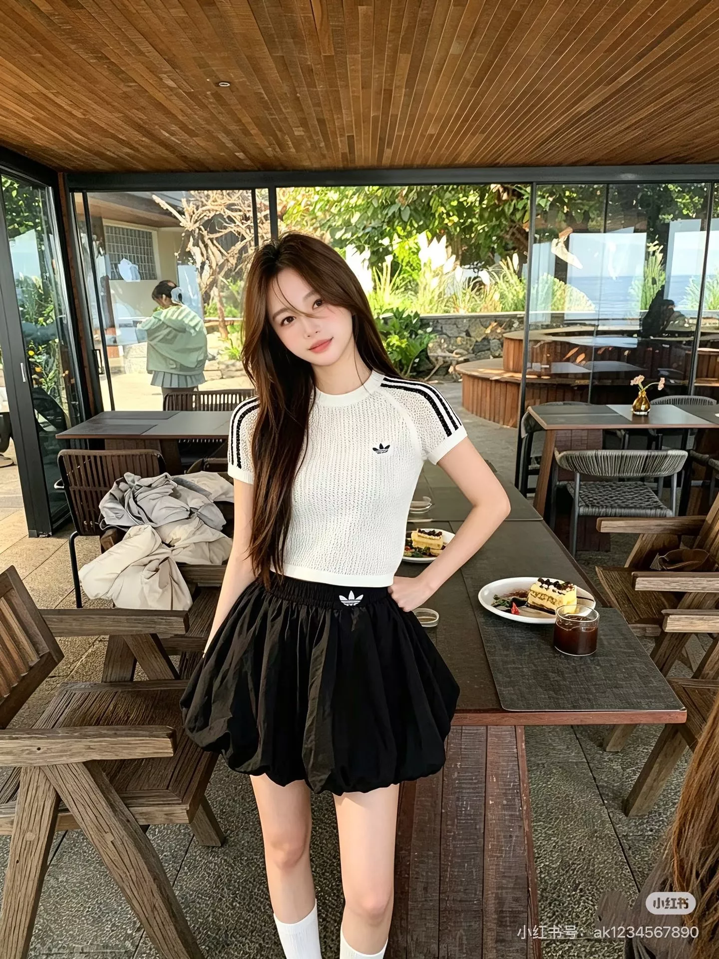 아디다스 메쉬 짜임 크롭 반팔 상의 상세 이미지 11
