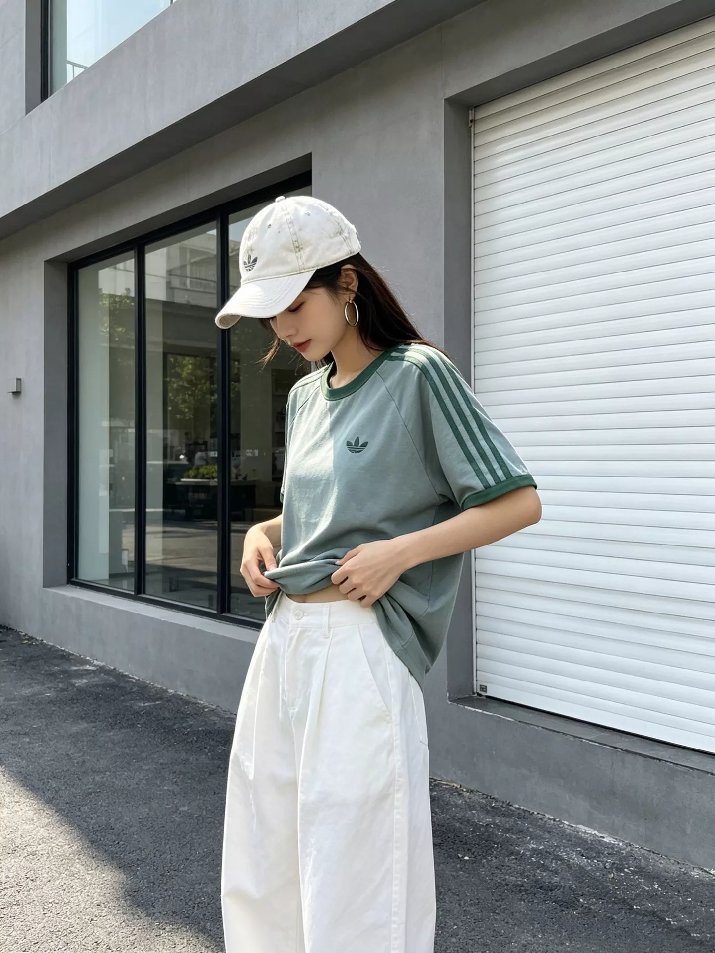 아디다스 삼선 배색 포인트 코튼 반팔 탑 상세 이미지 14