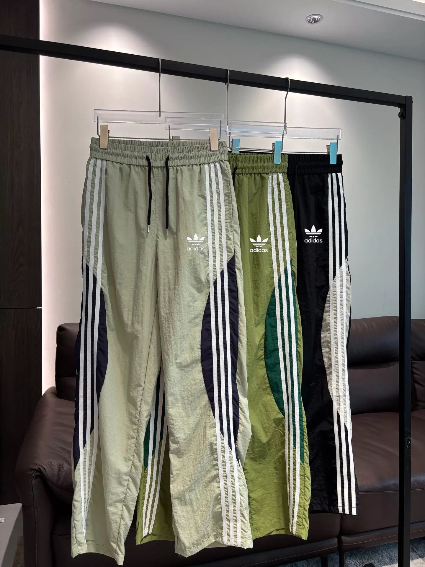 아디다스 삼선 배색 속건 와이드 팬츠 상세 이미지 6