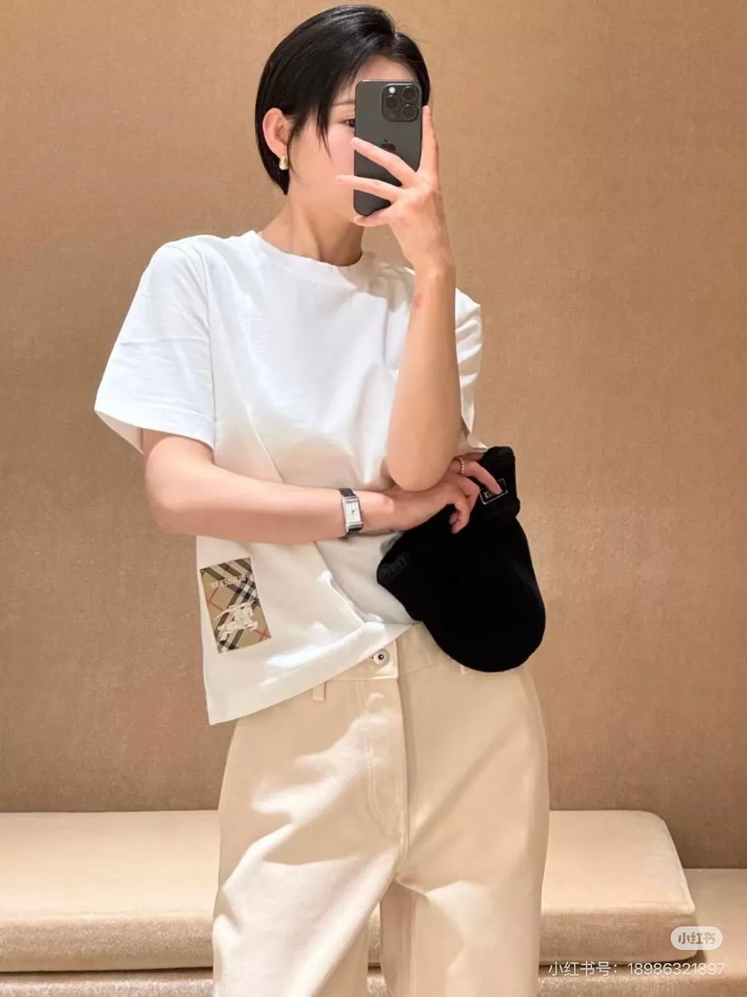 버버리 기사 패치 포인트 오버핏 코튼 반팔 상세 이미지 19