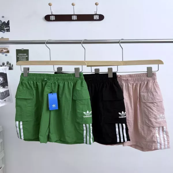 아디다스 삼선 포켓 아웃도어 반바지