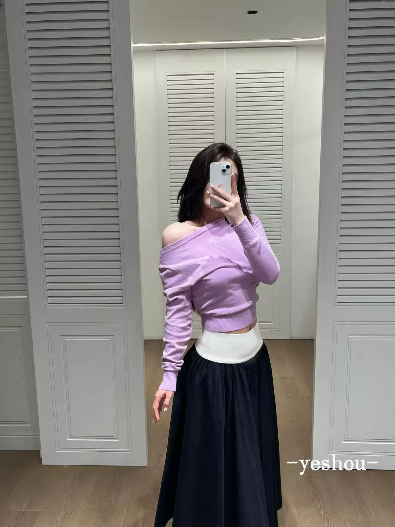 랄프로렌 블랙앤화이트 배색 플리츠 스커트 상세 이미지 32