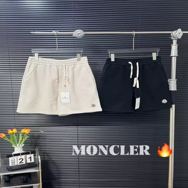 몽클레어 베이직 코튼 니트 쇼츠
