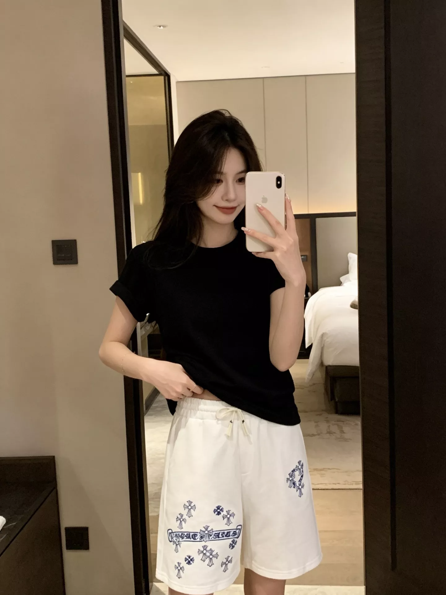 크롬하츠 십자가 패치 자수 쇼츠 상세 이미지 11