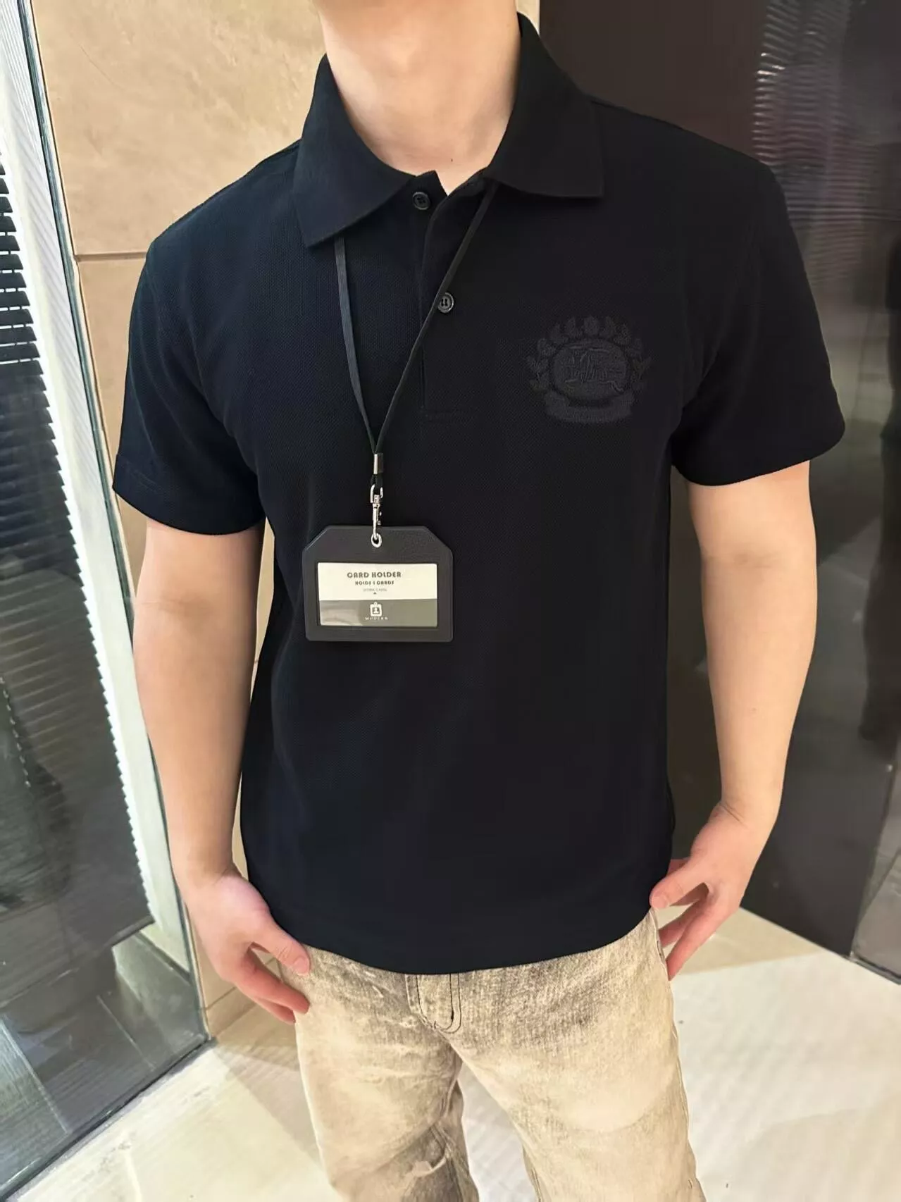 버버리 전마 로고 자수 폴로 반팔 상의 상세 이미지 13