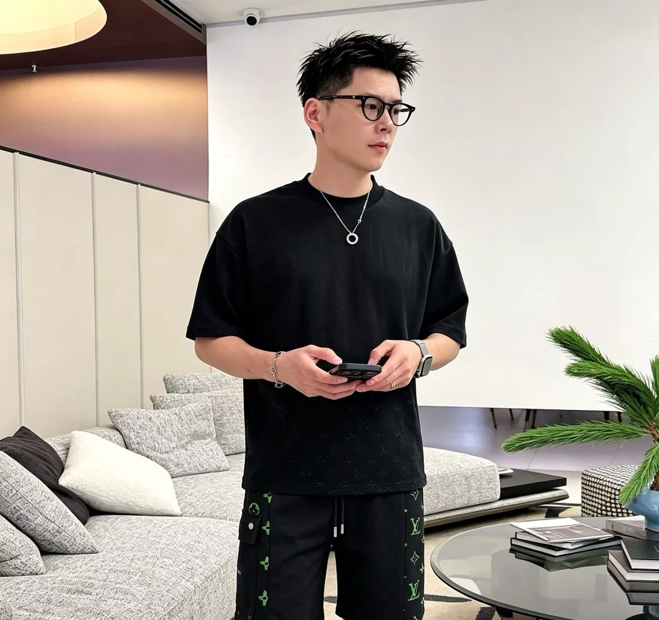 루이비통 모노그램 자카드 카고 쇼츠 상세 이미지 16