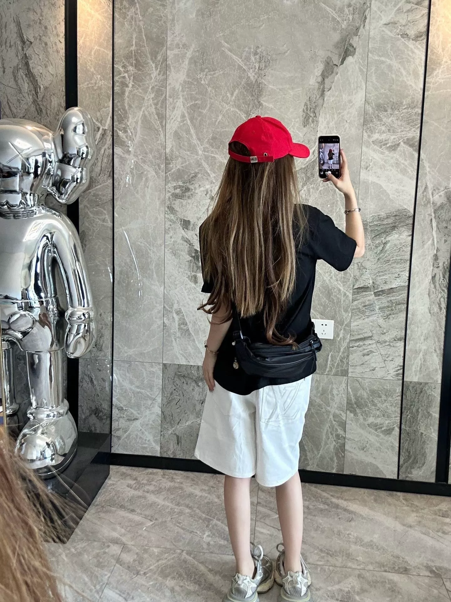 루이비통 후면 자수 로고 데님 쇼츠 상세 이미지 13