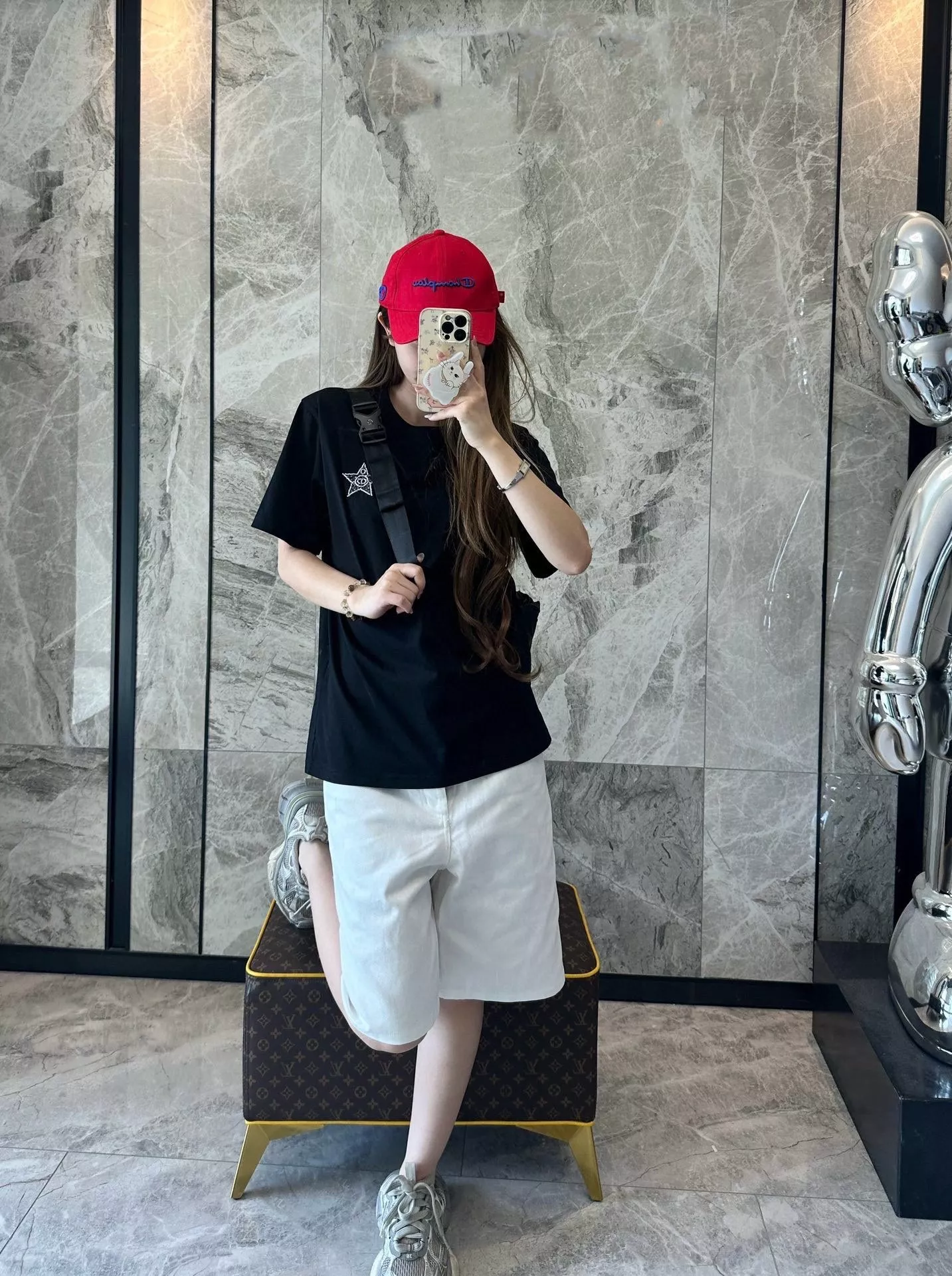 루이비통 후면 자수 로고 데님 쇼츠 상세 이미지 15