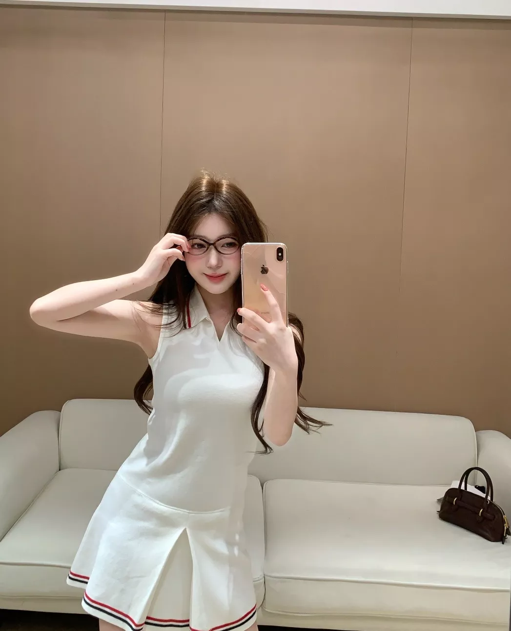 톰브라운 배색 카라 민소매 테니스 드레스 상세 이미지 8