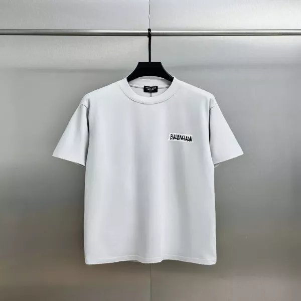발렌시아가 워싱 디테일 루즈핏 그래픽 티