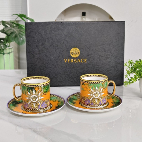 베르사체 메두사 포인트 오렌지 컵 앤 소서 듀오