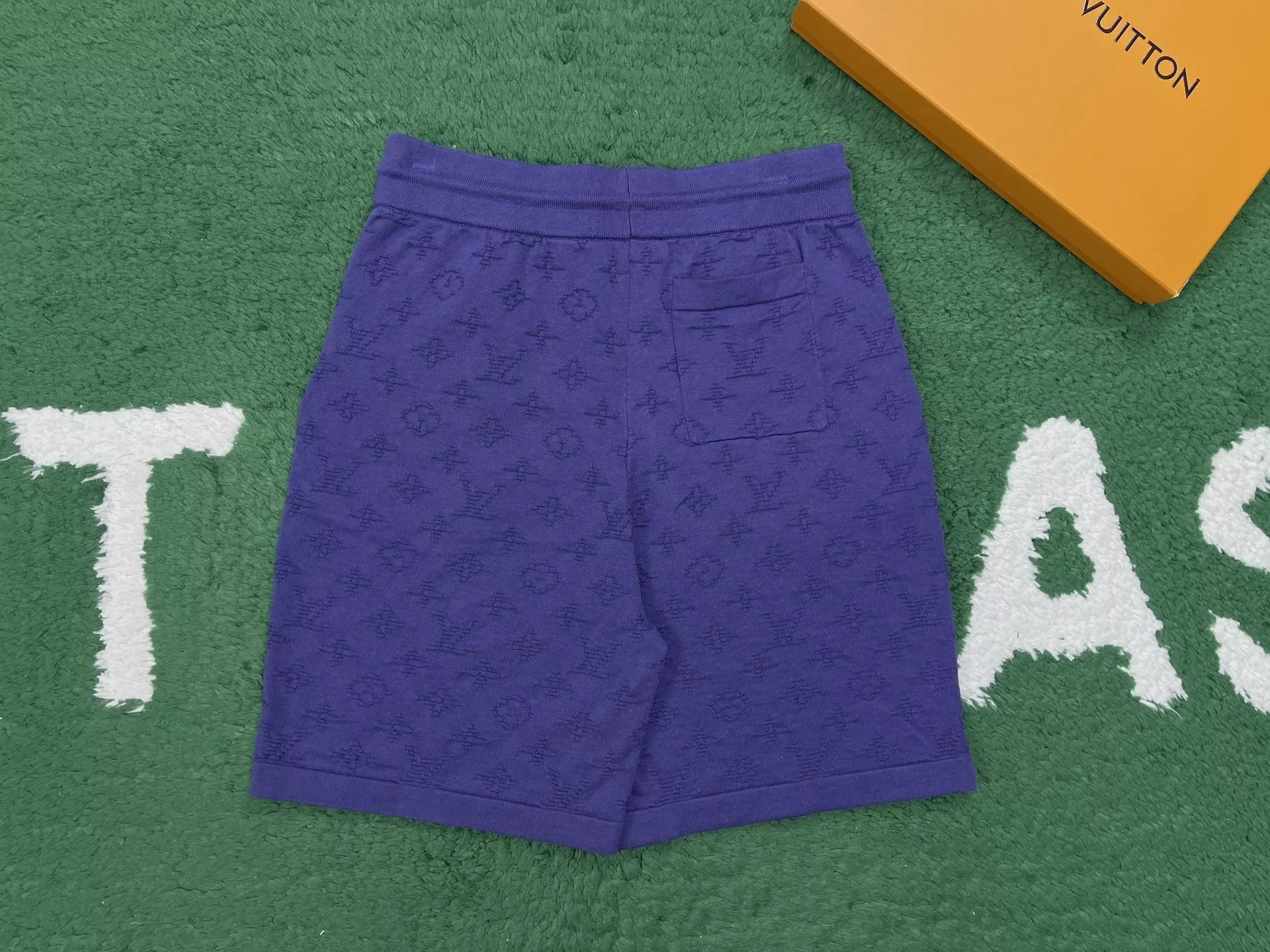 루이비통 모노그램 패턴 반바지 상세 이미지 2