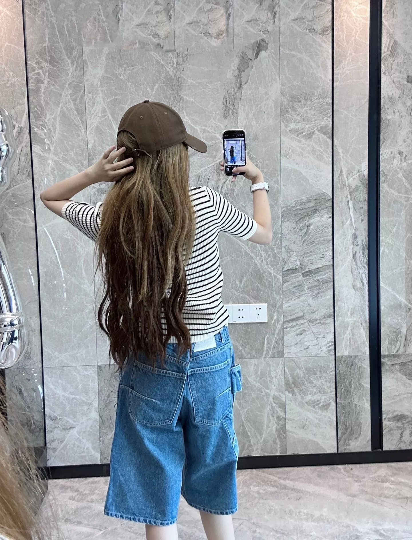디올 등나무 격자 자수 워크 데님 반바지 상세 이미지 12