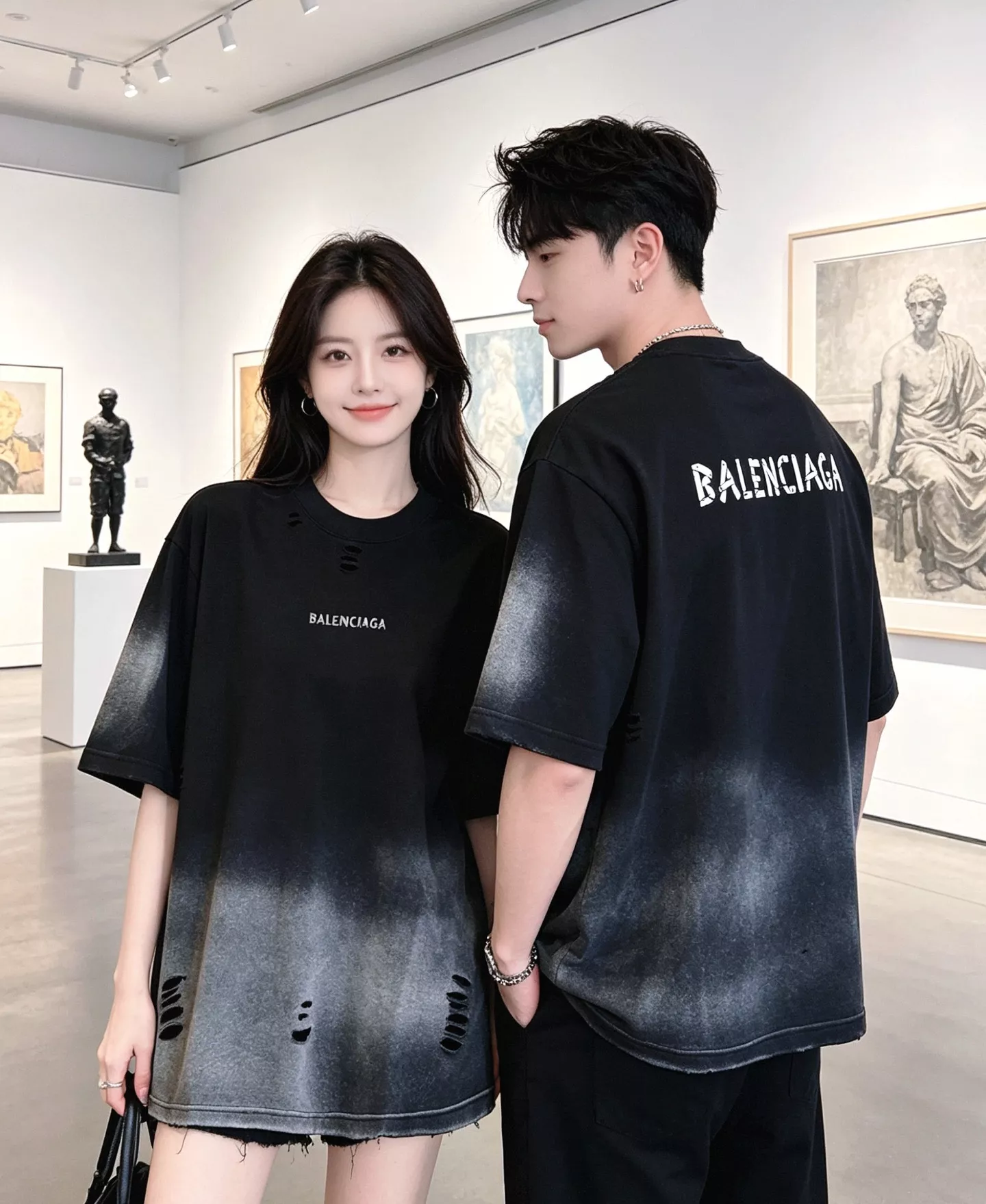 발렌시아가 메탈 로고 포인트 디스트로이드 반팔 탑 상세 이미지 18