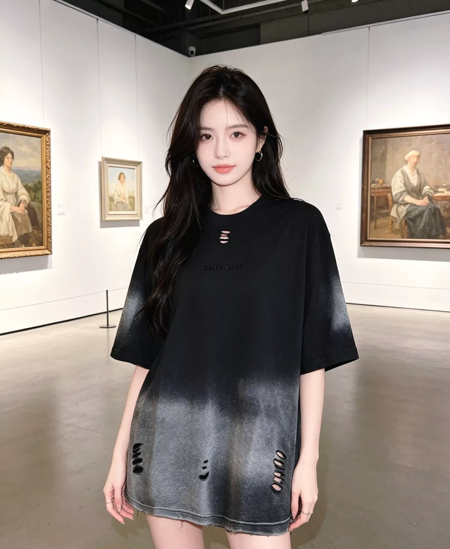 발렌시아가 메탈 로고 포인트 디스트로이드 반팔 탑 상세 이미지 11