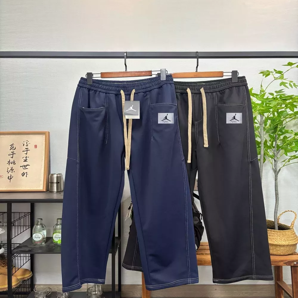나이키 에어조던 패치 포인트 일자 조거 팬츠