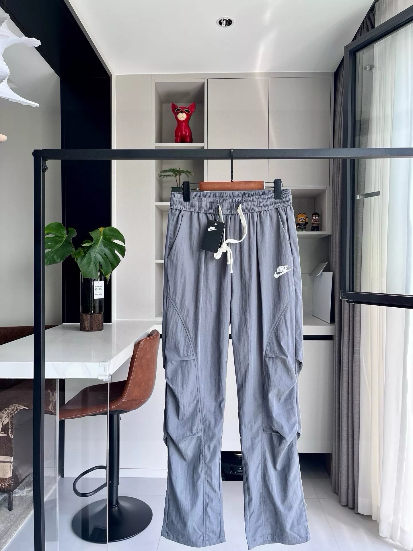 나이키 일자핏 텍스처 카고 팬츠 상세 이미지 4