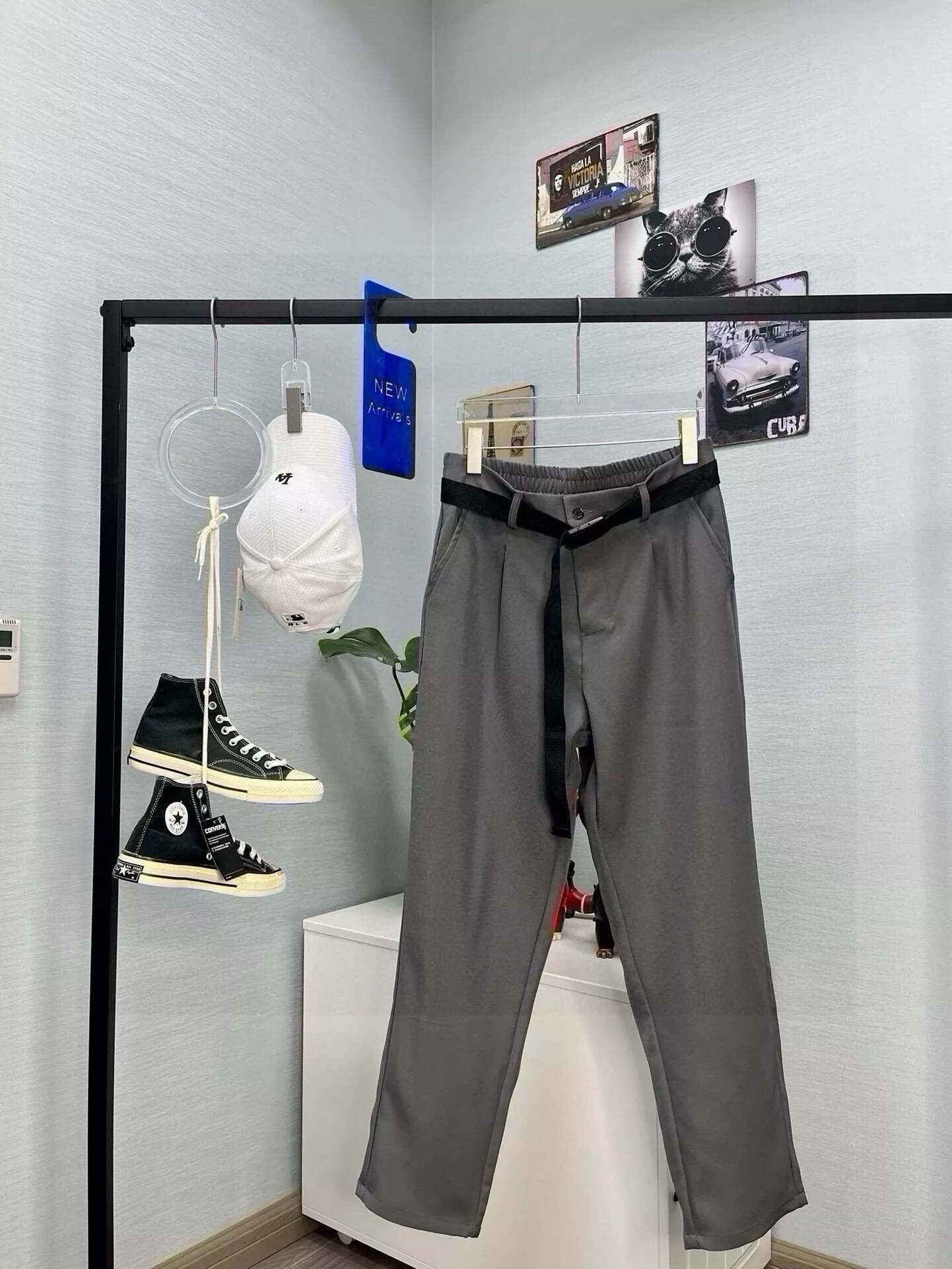 발렌시아가 버클 벨트 포인트 스트레이트 팬츠 상세 이미지 4