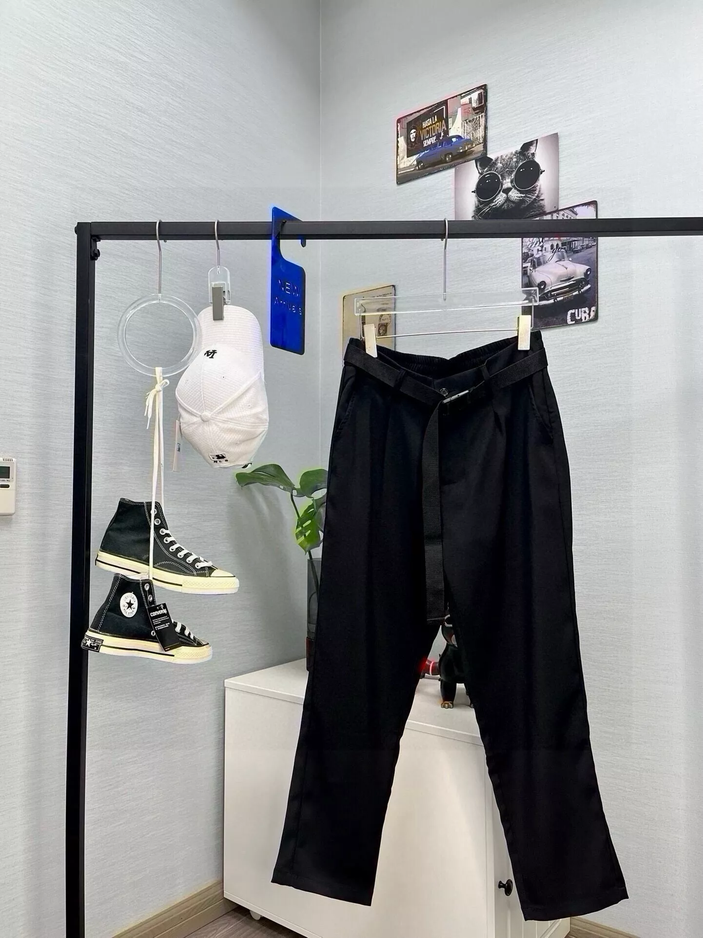 발렌시아가 버클 벨트 포인트 스트레이트 팬츠 상세 이미지 5