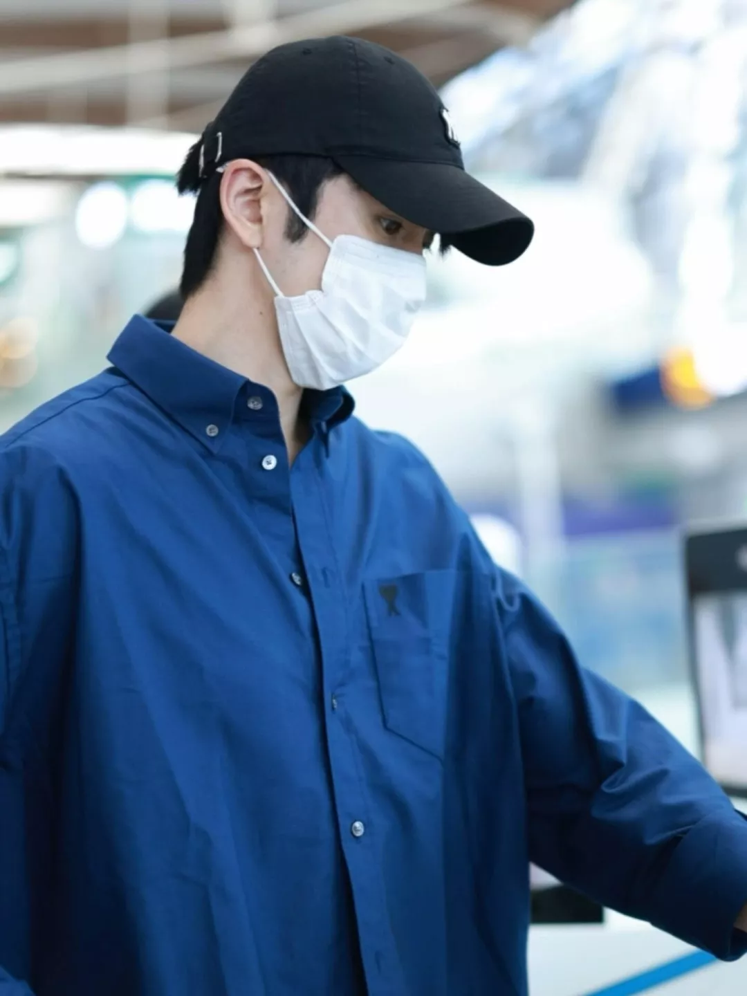 아미 하트 자수 포켓 옥스포드 셔츠 상세 이미지 14