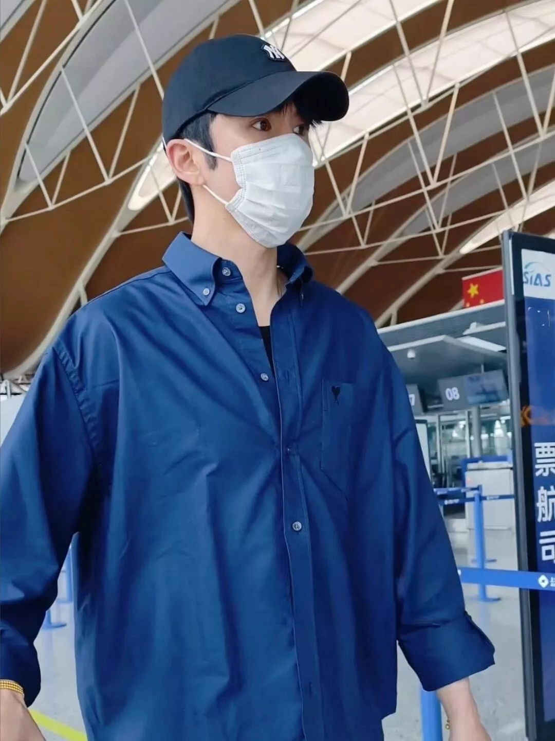 아미 하트 자수 포켓 옥스포드 셔츠 상세 이미지 13