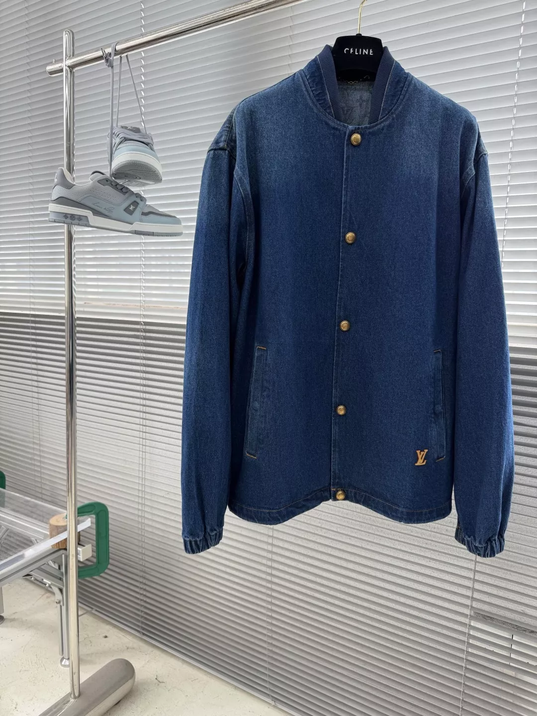 루이비통 모노그램 데님 재킷과 팬츠 세트 상세 이미지 2