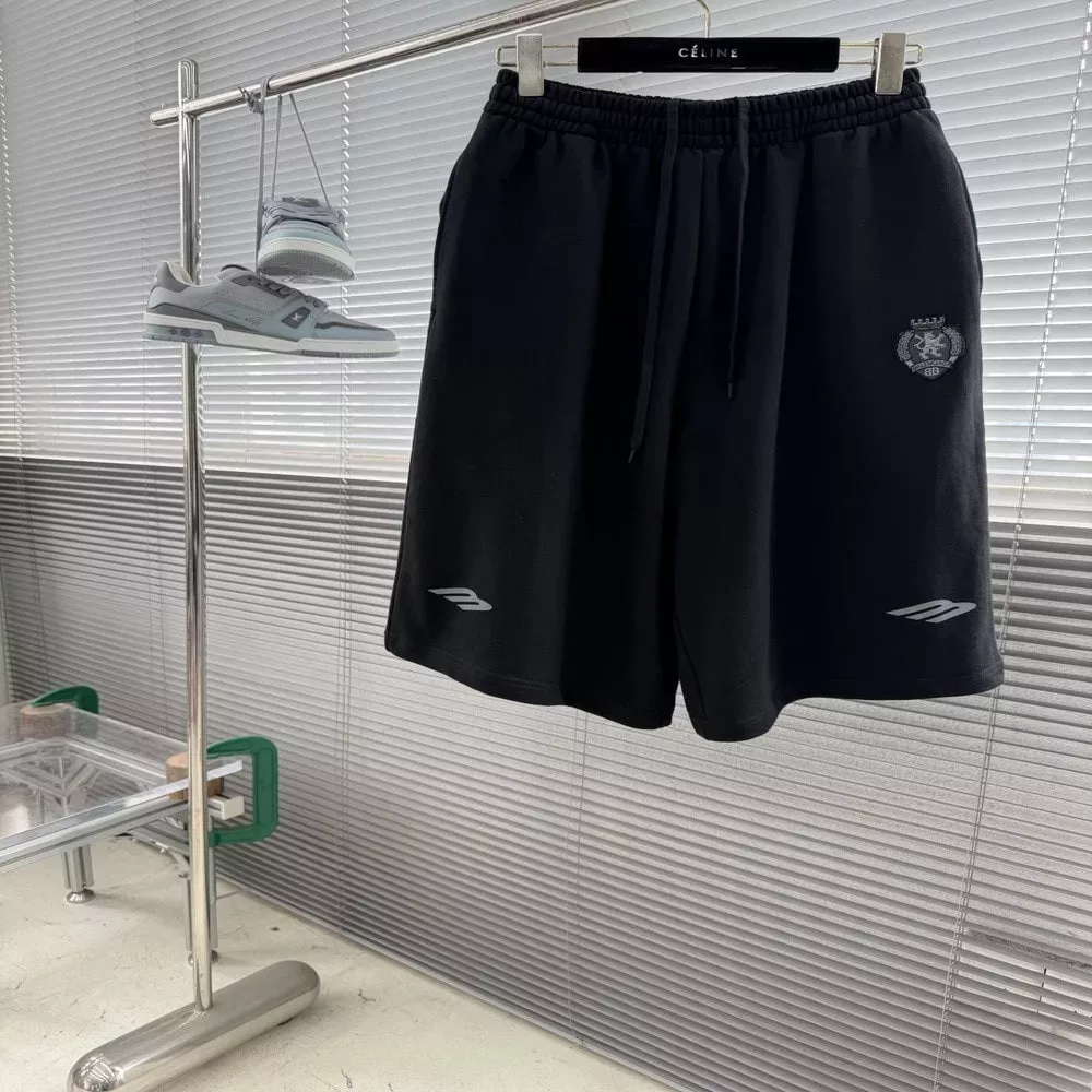 발렌시아가 올리브 볼 디테일 밴딩 쇼츠