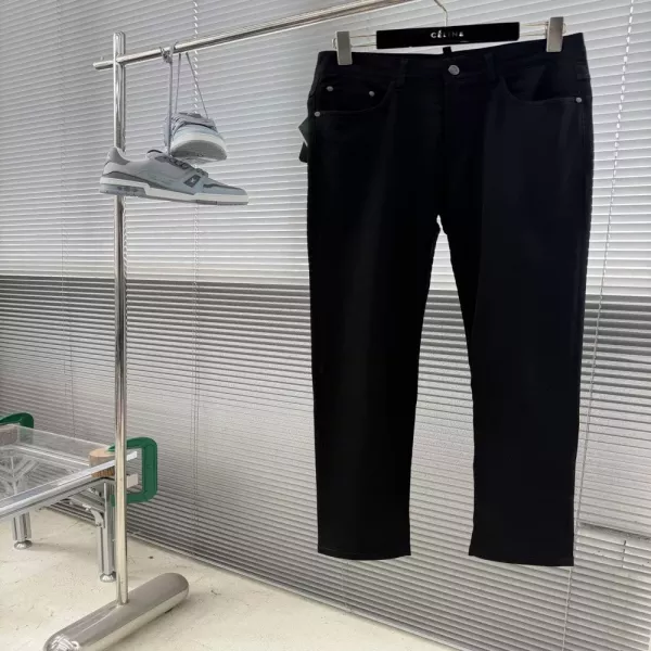 로로피아나 클래식 블랙 워싱 데님 바지
