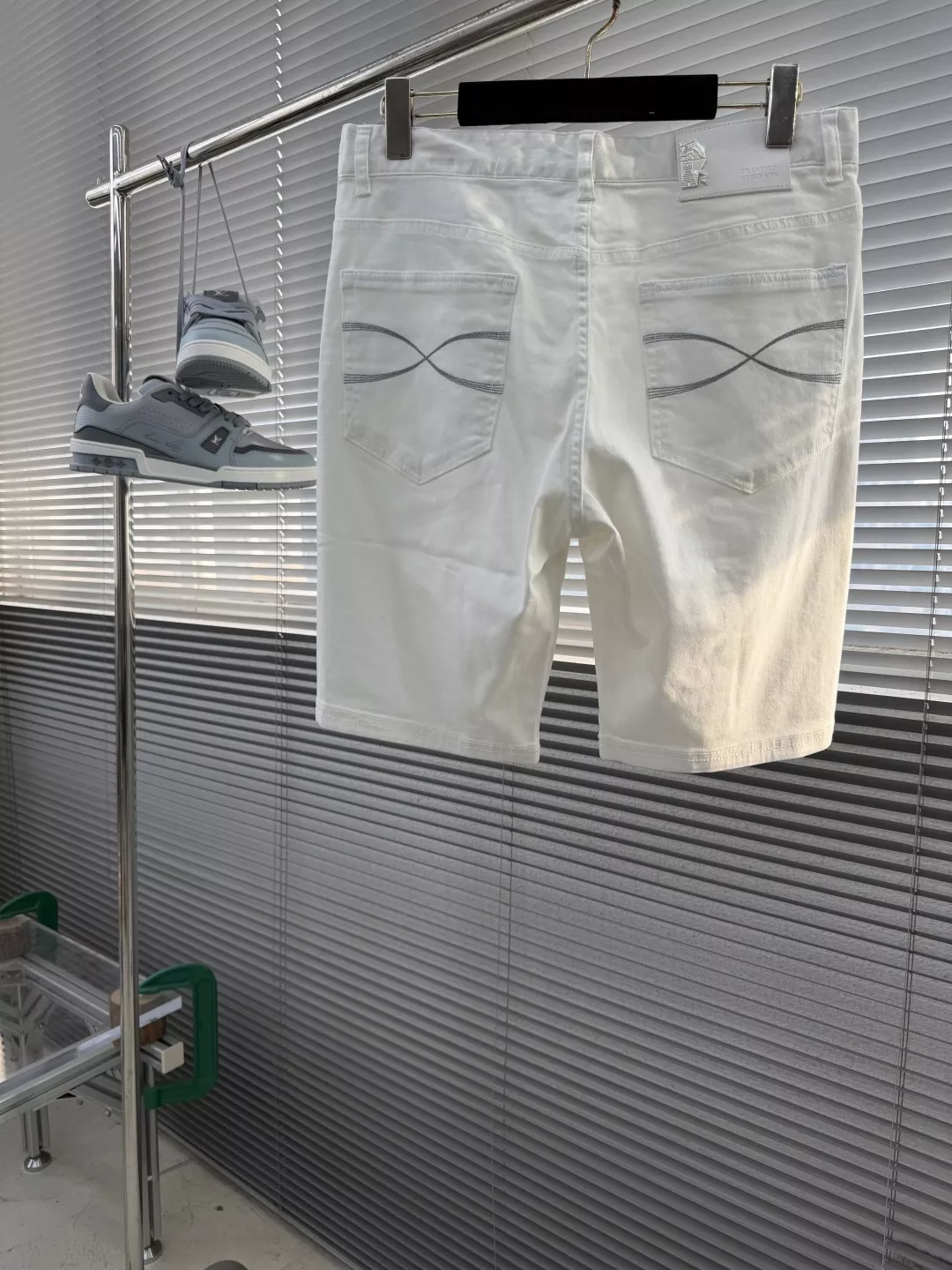 브루넬로쿠치넬리 슬림 핏 데님 쇼츠 상세 이미지 3