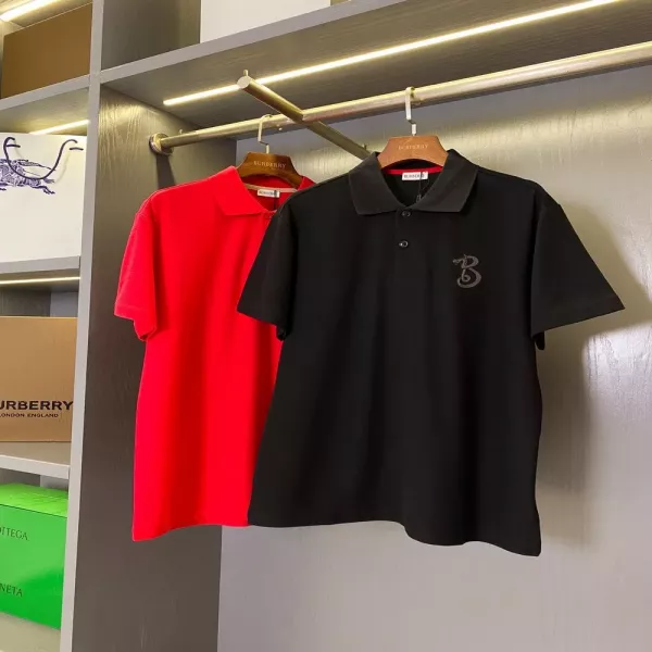 버버리 스네이크 자수 피케 폴로 탑