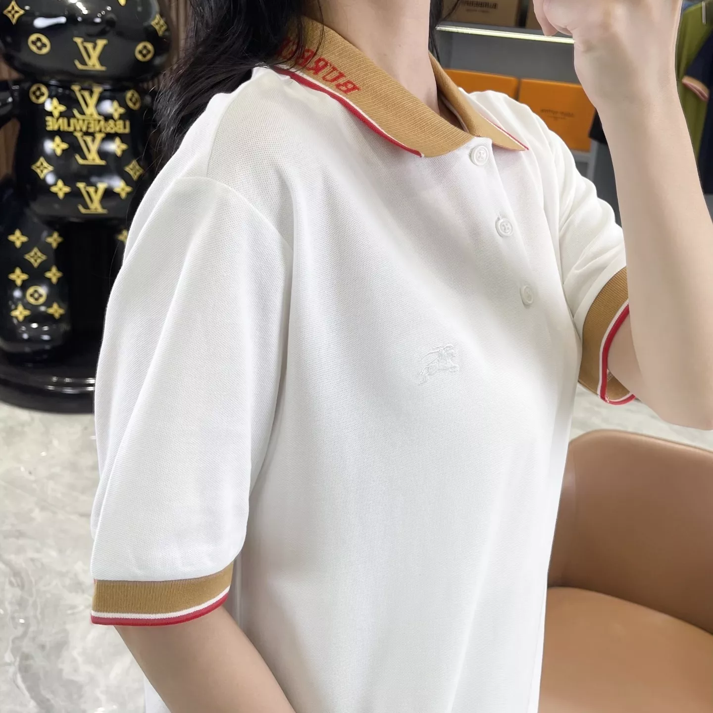 버버리 승마 기사 자수 피케 폴로 상의 상세 이미지 87