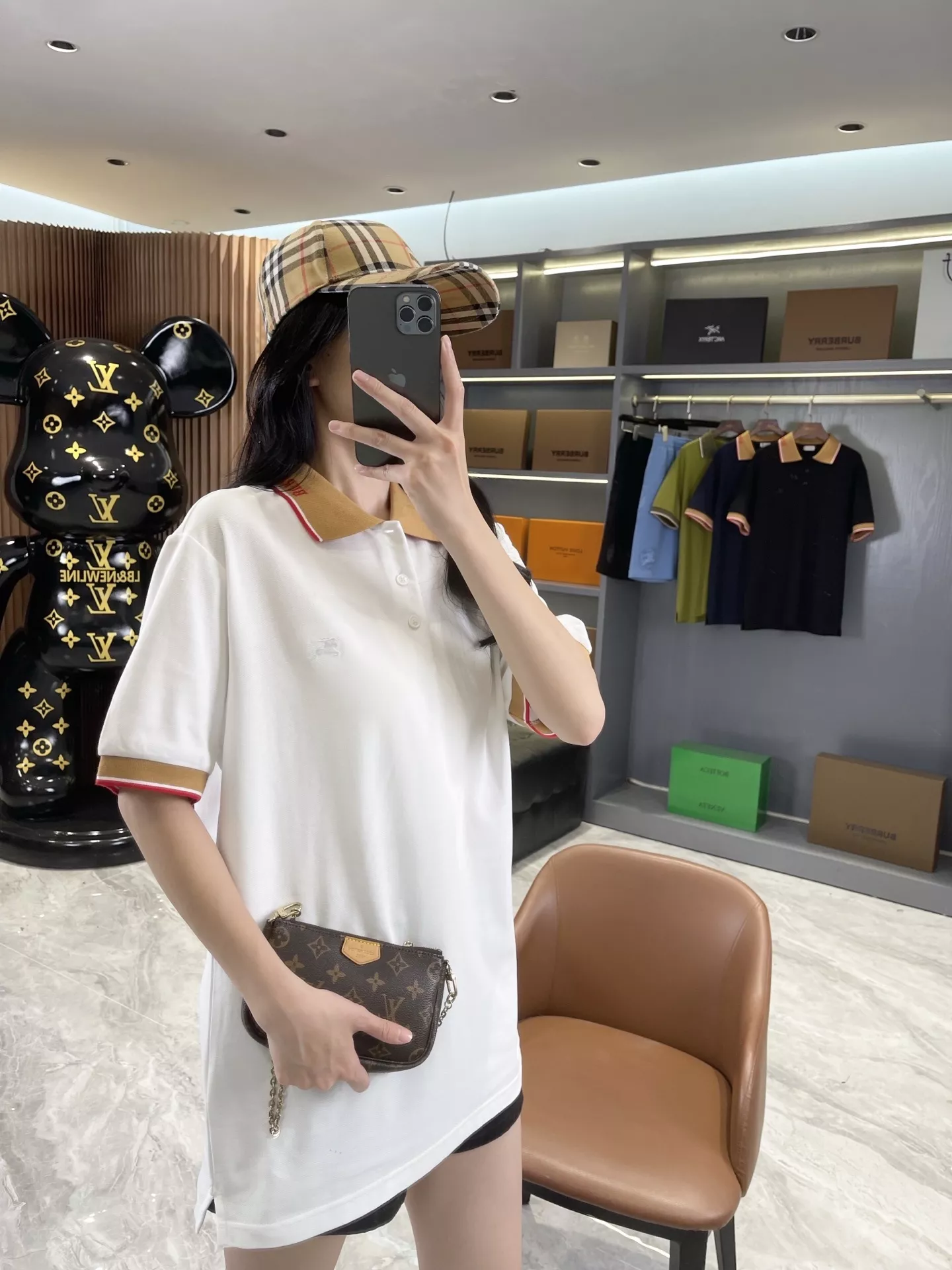버버리 승마 기사 자수 피케 폴로 상의 상세 이미지 88