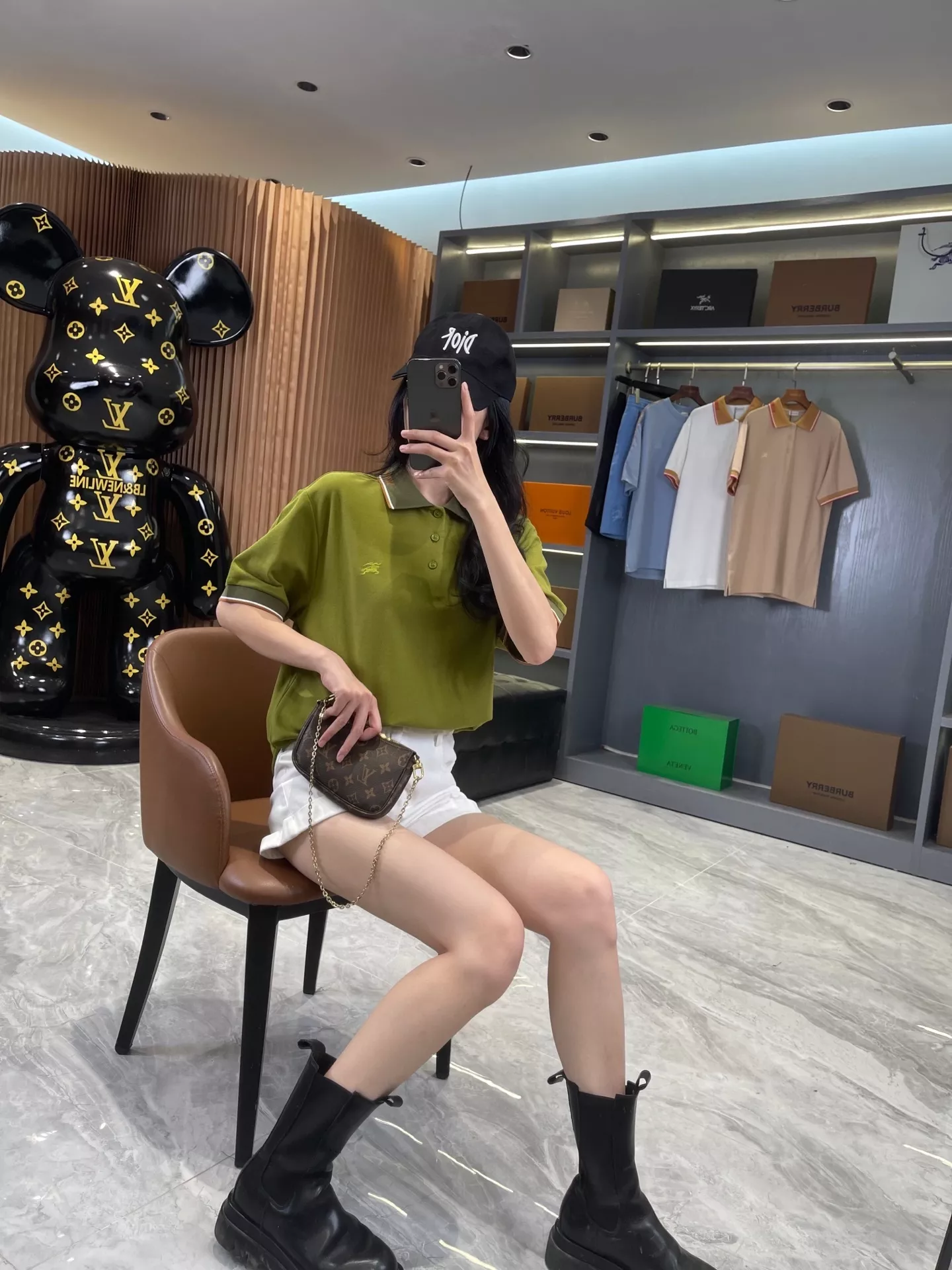 버버리 승마 기사 자수 피케 폴로 상의 상세 이미지 64
