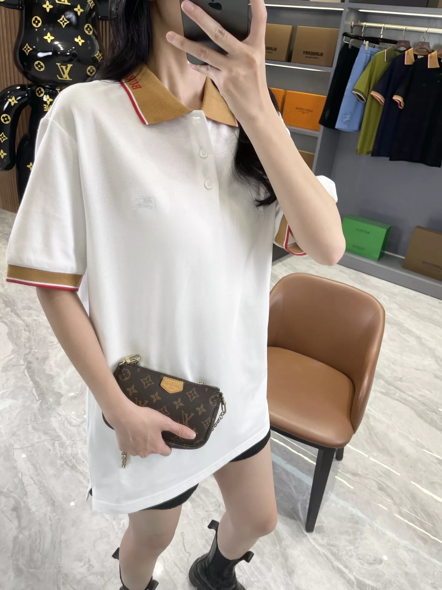 버버리 승마 기사 자수 피케 폴로 상의 상세 이미지 84